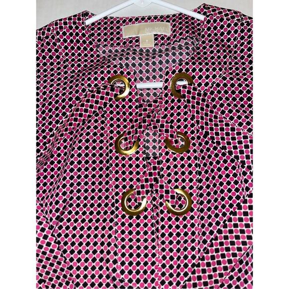 Michael Kors Women's Small black and purple‎ Geometric Dressy Sleevless Top A31 - Picture 3 of 5